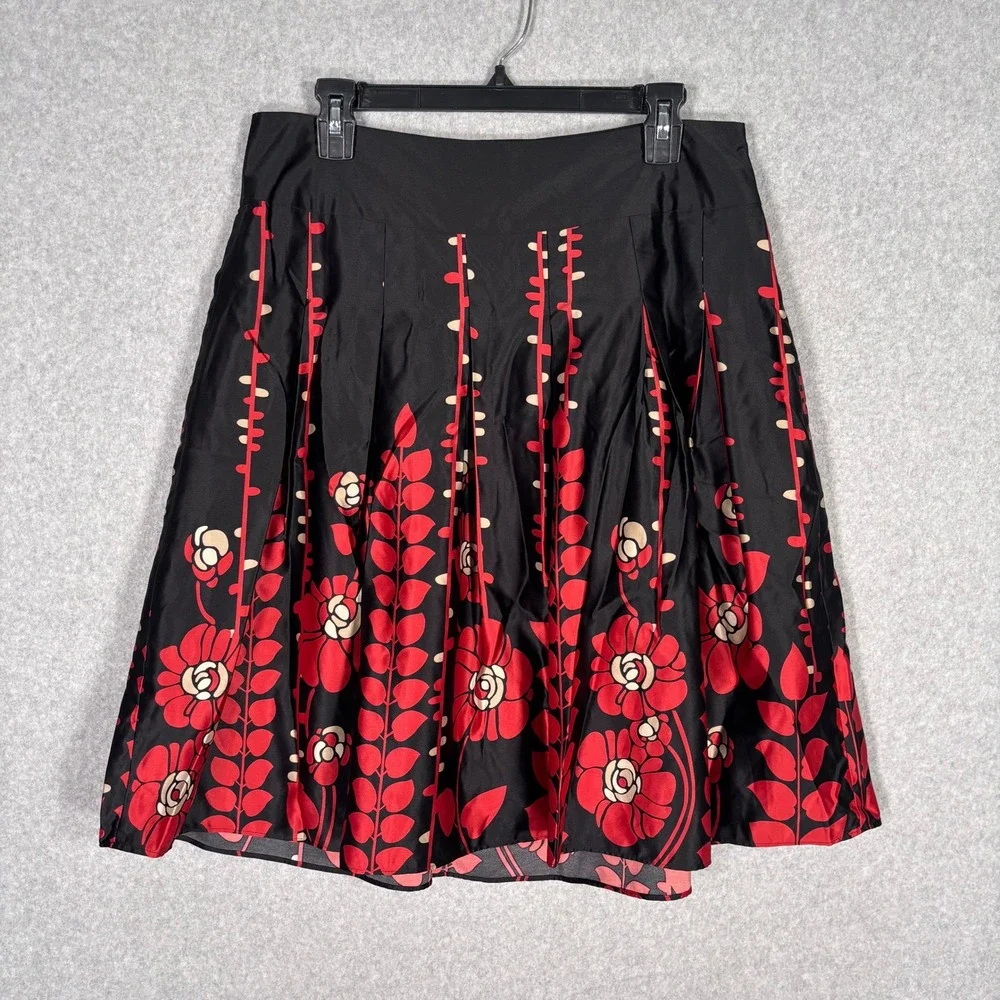 Mossimo Satin Pleated Skirt 8 Black Red Floral Skater‎ Dark Romantic Feminine
